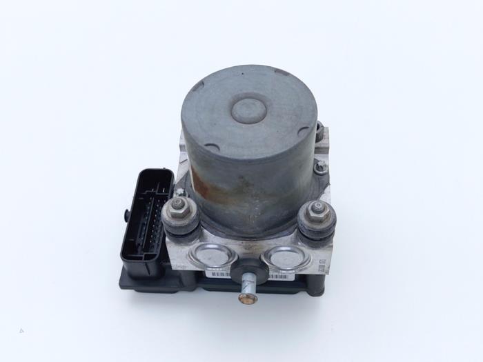 Gebruikte ABS Pomp Fiat Ducato (250) 2.2 D 100 Multijet Euro 4 Prijs € 49,00 Margeregeling aangeboden door Automaterialen Ronald Morien B.V.