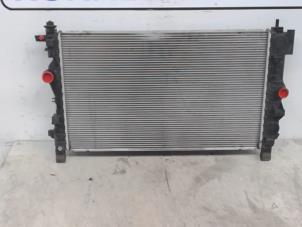 Gebruikte Radiateur Opel Zafira Tourer (P12) 2.0 CDTI 16V 130 Ecotec Prijs € 40,00 Margeregeling aangeboden door Automaterialen Ronald Morien B.V.