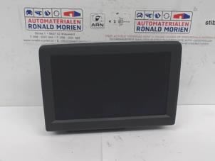 Gebruikte Display Multi Media regelunit Audi A8 (D3) 4.2 TDI V8 32V Quattro Prijs € 79,00 Margeregeling aangeboden door Automaterialen Ronald Morien B.V.