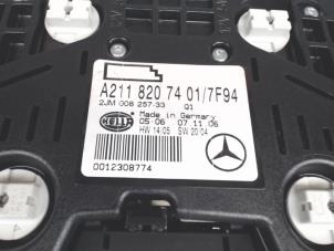 Gebruikte Binnenverlichting achter Mercedes E (W211) Prijs € 70,00 Margeregeling aangeboden door Automaterialen Ronald Morien B.V.