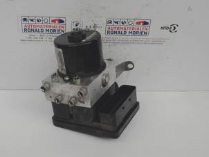 Gebruikte ABS Pomp BMW 3 serie (E90) Prijs € 125,00 Margeregeling aangeboden door Automaterialen Ronald Morien B.V.