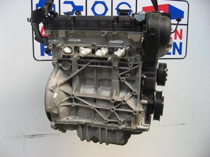 Motor van een Ford B-Max 2015