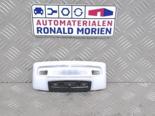 Gebruikte Binnenverlichting achter BMW 3 serie (F30) 320i 2.0 16V Prijs € 30,00 Margeregeling aangeboden door Automaterialen Ronald Morien B.V.