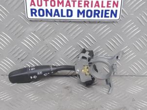 Gebruikte Knipperlicht Schakelaar Mercedes Sprinter 3,5t (906.63) Prijs € 33,00 Margeregeling aangeboden door Automaterialen Ronald Morien B.V.