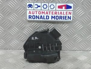 Gebruikte Portierslot Mechaniek 4Deurs rechts-achter Ford Fiesta Prijs € 39,00 Margeregeling aangeboden door Automaterialen Ronald Morien B.V.