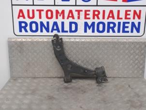 Gebruikte Draagarm rechts-voor Volvo C70 (MC) 2.0 D3 20V Prijs € 25,00 Margeregeling aangeboden door Automaterialen Ronald Morien B.V.