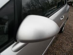 Gebruikte Spiegel Buiten links Opel Corsa Prijs € 50,00 Margeregeling aangeboden door Automaterialen Ronald Morien B.V.