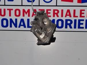 Gebruikte Gasklephuis Renault Megane III Berline (BZ) 1.2 16V TCE 115 Prijs € 19,00 Margeregeling aangeboden door Automaterialen Ronald Morien B.V.