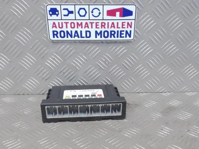 Gebruikte Computer Body Control Opel Astra H SW (L35) 1.6 16V Twinport Prijs € 89,00 Margeregeling aangeboden door Automaterialen Ronald Morien B.V.