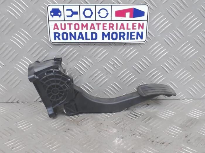 Gebruikte Gaspedaalpositie Sensor Peugeot 308 SW (L4/L9/LC/LJ/LR) 1.6 BlueHDi 120 Prijs € 15,00 Margeregeling aangeboden door Automaterialen Ronald Morien B.V.