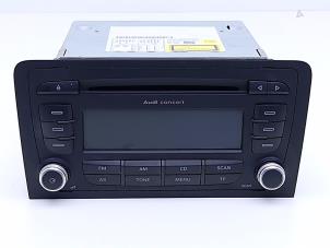 Gebruikte Radio CD Speler Audi A3 Sportback (8PA) 1.6 TDI 16V Prijs € 75,00 Margeregeling aangeboden door Automaterialen Ronald Morien B.V.
