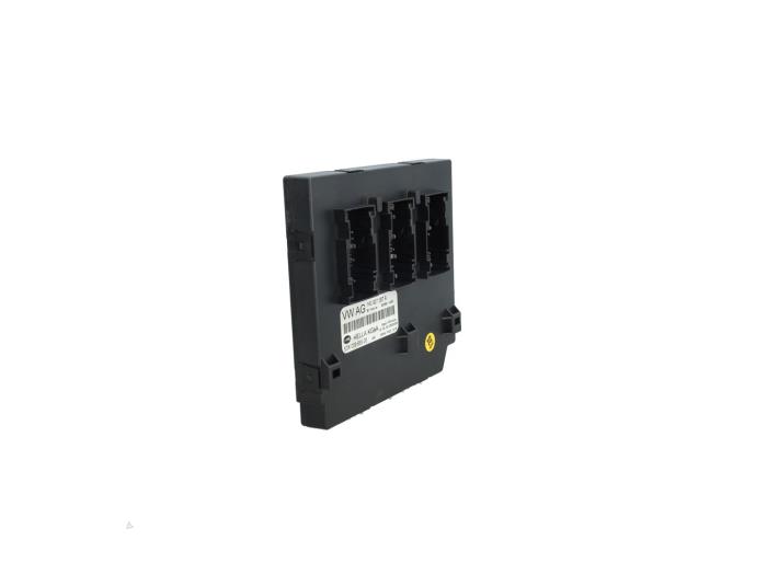 Gebruikte Computer Body Control Skoda Superb (3TAA) 1.8 TSI 16V Prijs € 102,85 Inclusief btw aangeboden door Automaterialen Ronald Morien B.V.