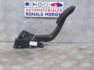 Gebruikte Sensor Gaspedaalpositie Renault Twingo II (CN) 1.2 16V LEV Prijs € 12,40 Margeregeling aangeboden door Automaterialen Ronald Morien B.V.