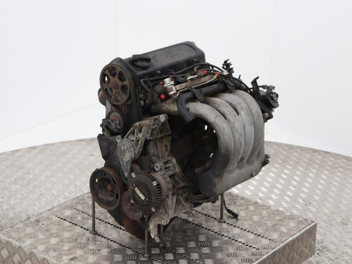 Gebruikte Motor Audi A4 (B5) 1.6 Prijs € 150,00 Margeregeling aangeboden door Automaterialen Ronald Morien B.V.