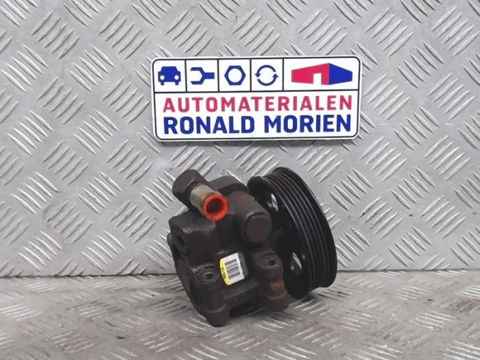 Gebruikte Pomp Servo Ford Ka I 1.3i Prijs € 55,00 Margeregeling aangeboden door Automaterialen Ronald Morien B.V.