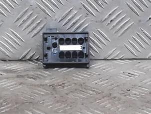 Gebruikte Regensensor BMW 5 serie (E60) 525i 24V Prijs € 35,00 Margeregeling aangeboden door Automaterialen Ronald Morien B.V.