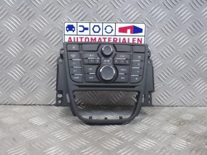 Gebruikte Radiobedienings paneel Opel Meriva Prijs € 60,00 Margeregeling aangeboden door Automaterialen Ronald Morien B.V.