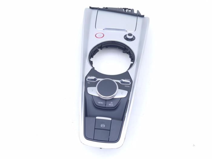Gebruikte Bediening boordcomputer Audi TT (FV3/FVP) 2.5 RS Plus Turbo 20V Quattro Prijs € 195,00 Inclusief btw aangeboden door Automaterialen Ronald Morien B.V.
