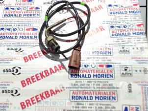 Gebruikte Uitlaat temperatuursensor Volkswagen Passat Alltrack (3G5) 2.0 TDI 16V 190 4Motion Prijs € 39,00 Inclusief btw aangeboden door Automaterialen Ronald Morien B.V.