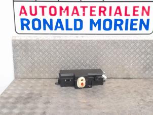 Gebruikte Hydrauliekpomp elektromotor Opel Insignia Prijs € 250,00 Margeregeling aangeboden door Automaterialen Ronald Morien B.V.