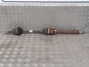 Gebruikte Cardanas rechts-voor (VWA) Ford Fiesta 6 (JA8) 1.0 EcoBoost 12V 125 Prijs € 49,00 Margeregeling aangeboden door Automaterialen Ronald Morien B.V.