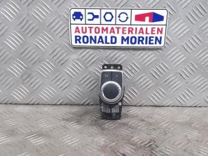 Gebruikte Navigatie bedienings paneel Mercedes A (W176) 1.5 A-180 CDI, A-180d 16V Prijs € 39,00 Margeregeling aangeboden door Automaterialen Ronald Morien B.V.