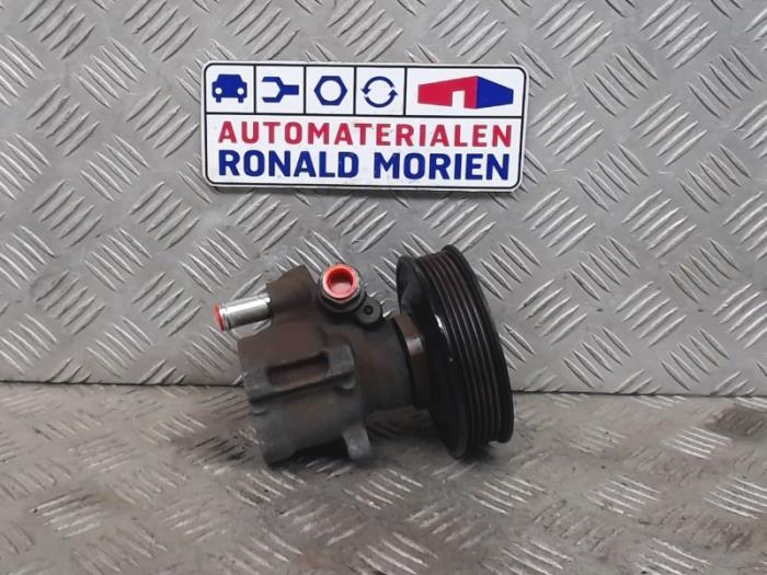 Gebruikte Servopomp Volkswagen Polo III (6N2) 1.4 Prijs € 65,00 Margeregeling aangeboden door Automaterialen Ronald Morien B.V.