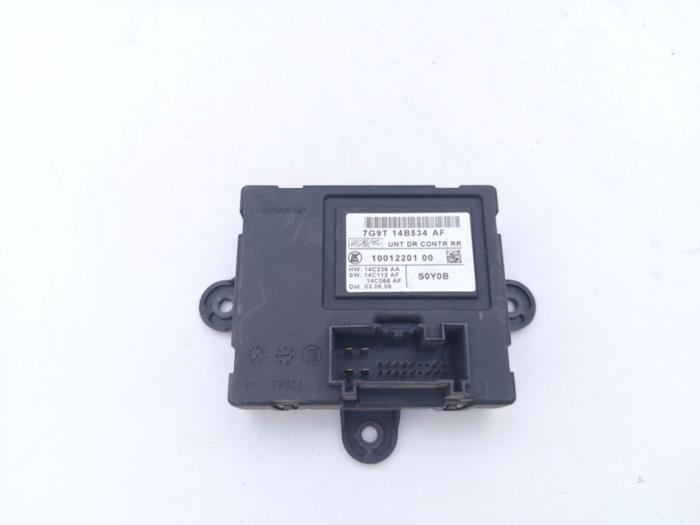 Gebruikte Computer Diversen Ford Mondeo IV 2.0 16V Prijs € 30,00 Margeregeling aangeboden door Automaterialen Ronald Morien B.V.