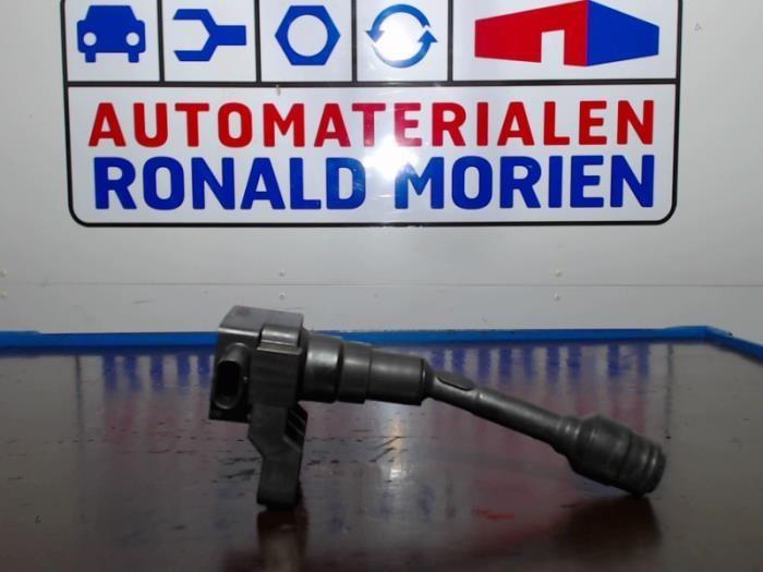 Gebruikte Bobine Ford Focus 3 1.0 Ti-VCT EcoBoost 12V 100 Prijs € 25,00 Margeregeling aangeboden door Automaterialen Ronald Morien B.V.