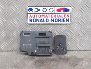 Gebruikte Kontaktslot + Sleutel Renault Clio IV (5R) 1.5 Energy dCi 90 FAP Prijs € 45,00 Margeregeling aangeboden door Automaterialen Ronald Morien B.V.