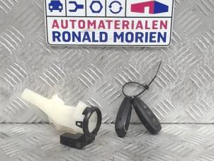 Gebruikte Sleutel + Contactslot Ford Kuga Prijs € 19,00 Margeregeling aangeboden door Automaterialen Ronald Morien B.V.
