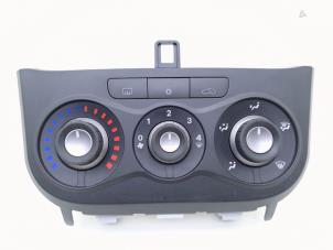 Gebruikte Chaufage Bedieningspaneel Alfa Romeo MiTo (955) 0.9 TwinAir Prijs € 25,00 Margeregeling aangeboden door Automaterialen Ronald Morien B.V.