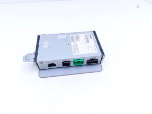 Gebruikte Radio versterker Volvo V40 Cross Country (MZ) 2.0 D2 16V Prijs € 29,00 Margeregeling aangeboden door Automaterialen Ronald Morien B.V.