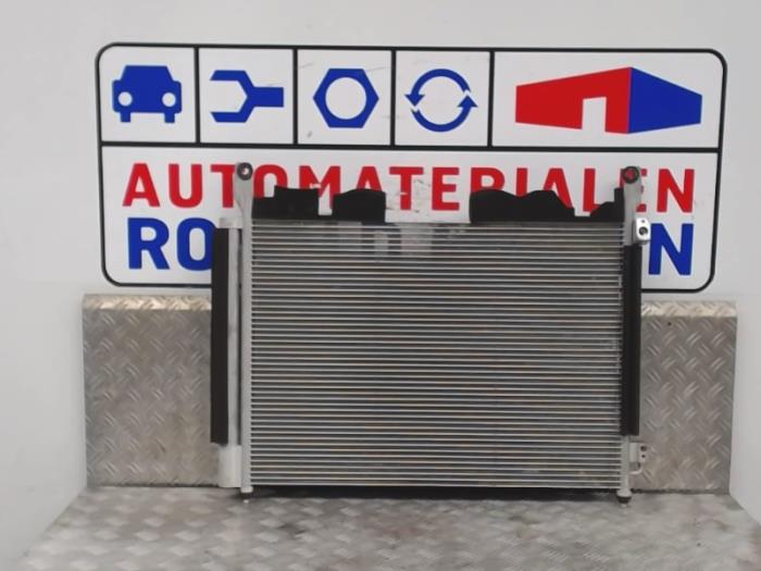Gebruikte Airco Condensor Renault Koleos I 2.0 dCi 16V 4x4 Prijs € 45,00 Margeregeling aangeboden door Automaterialen Ronald Morien B.V.