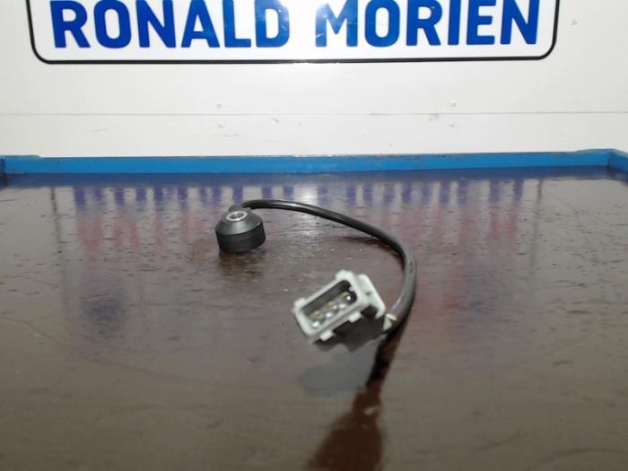 Pingelsensor van een Opel Antara (LA6) 2.4 16V 4x4 LPG 2009