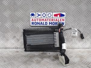 Gebruikte Kachel Verwarmingselement Ford C-Max Prijs € 34,99 Margeregeling aangeboden door Automaterialen Ronald Morien B.V.