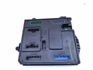 Gebruikte Module Bodycontrol Renault Megane III Coupe (DZ) 1.6 16V Prijs € 75,00 Margeregeling aangeboden door Automaterialen Ronald Morien B.V.