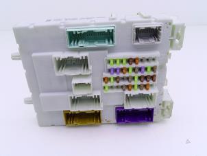 Gebruikte Zekeringkast Ford Focus 3 1.0 Ti-VCT EcoBoost 12V 100 Prijs € 95,00 Margeregeling aangeboden door Automaterialen Ronald Morien B.V.