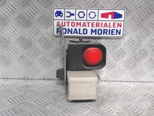 Gebruikte Alarm sirene Porsche Boxster Prijs € 80,00 Margeregeling aangeboden door Automaterialen Ronald Morien B.V.