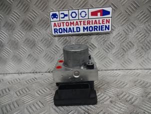 Gebruikte ABS Pomp Ford Transit 2.0 TDCi 16V Eco Blue 105 Prijs € 450,00 Margeregeling aangeboden door Automaterialen Ronald Morien B.V.