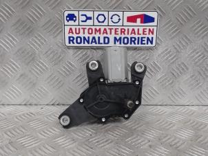 Gebruikte Motor Ruitenwisser achter Renault Scénic II (JM) 1.5 dCi 105 FAP Prijs € 15,00 Margeregeling aangeboden door Automaterialen Ronald Morien B.V.