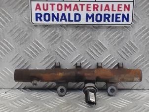 Gebruikte Brandstofverdeler Renault Scénic II (JM) 1.5 dCi 105 FAP Prijs € 85,00 Margeregeling aangeboden door Automaterialen Ronald Morien B.V.