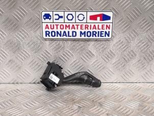 Gebruikte Ruitenwis Schakelaar Ford Kuga Prijs € 25,00 Margeregeling aangeboden door Automaterialen Ronald Morien B.V.