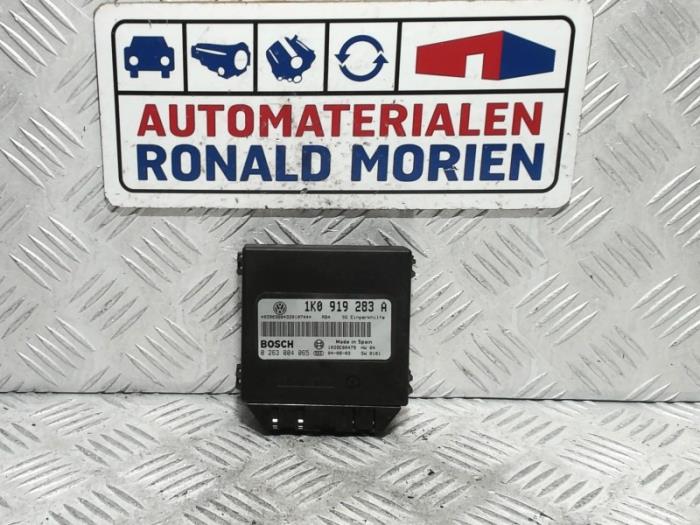 Gebruikte Computer Diversen Volkswagen Golf V (1K1) 2.0 GTI 16V Prijs € 15,00 Margeregeling aangeboden door Automaterialen Ronald Morien B.V.