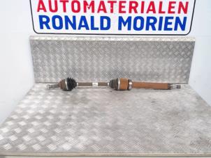 Gebruikte Aandrijfas rechts-voor Ford Fiesta Prijs € 65,00 Margeregeling aangeboden door Automaterialen Ronald Morien B.V.
