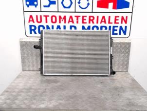 Gebruikte Radiateur Volkswagen Jetta IV (162/16A) 2.0 TDI 16V Prijs € 34,99 Inclusief btw aangeboden door Automaterialen Ronald Morien B.V.
