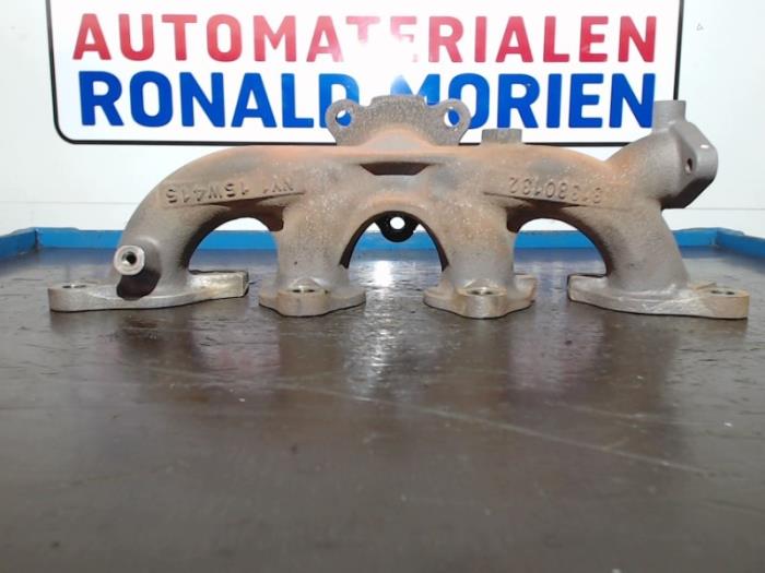 Gebruikte Uitlaatspruitstuk Volvo V40 Prijs € 65,00 Margeregeling aangeboden door Automaterialen Ronald Morien B.V.