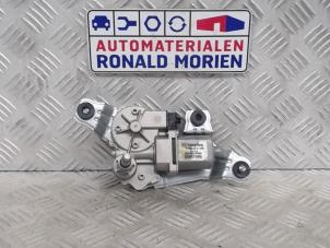 Gebruikte Motor Ruitenwisser achter Ssang Yong Rodius 2.0 e-200 Xdi 16V 4WD Prijs € 60,00 Margeregeling aangeboden door Automaterialen Ronald Morien B.V.