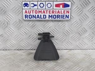 Gebruikte Camera voorzijde BMW 2 serie Active Tourer (F45) 220i 2.0 TwinPower Turbo 16V Prijs € 150,00 Margeregeling aangeboden door Automaterialen Ronald Morien B.V.