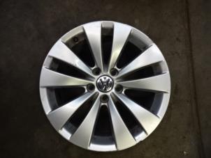 Gebruikte Velg Volkswagen Passat CC (357) 2.0 TDI 16V 135 Prijs € 151,25 Inclusief btw aangeboden door Automaterialen Ronald Morien B.V.